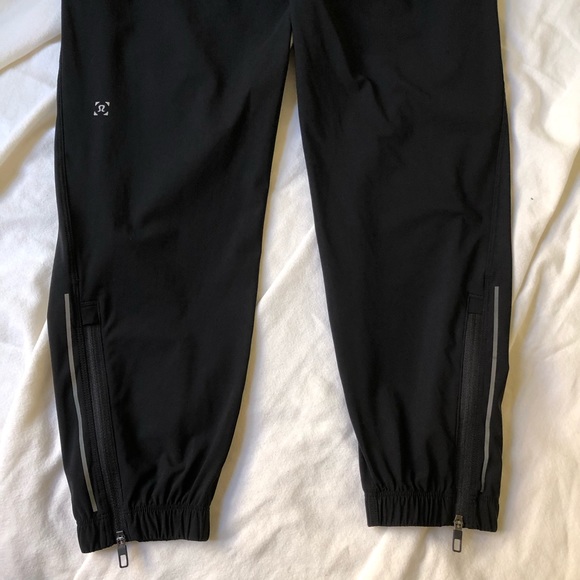•••sold••• lululemon | men’s surge jogger 29” black with hem zippers medium - Picture 13 of 16